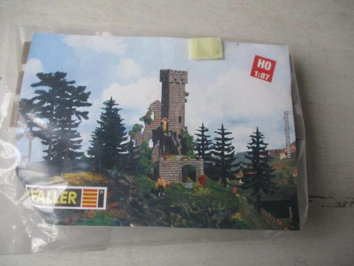 Faller Kasteel Ruine no B-285, Hobby en Vrije tijd, Modeltreinen | H0, Nieuw, Brug, Tunnel of Gebouw, Gelijkstroom of Wisselstroom