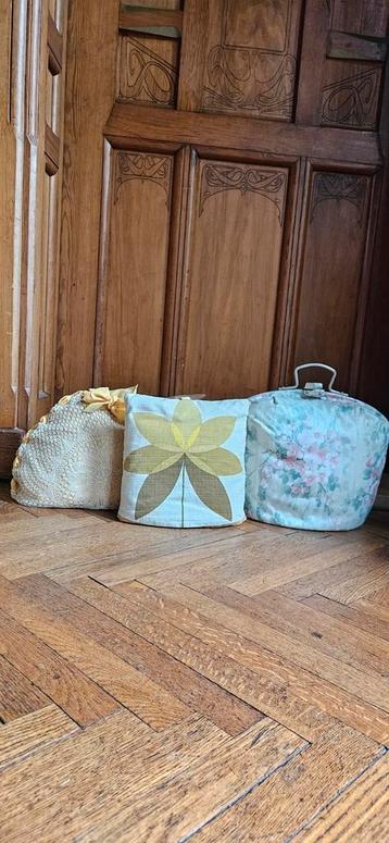 Set van 3 vintage theemutsen – retro, brocante & bloemig beschikbaar voor biedingen