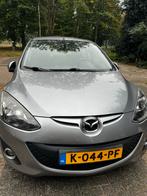 Mazda 2 1.3 55KW 5DRS 2012 Grijs 5 deurs, Auto's, Voorwielaandrijving, 74 pk, Zwart, 4 cilinders