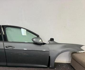 VW GOLF 7 Facelift rechts  voordeur spatbord LR7H beschikbaar voor biedingen