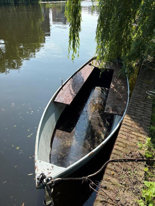 Elektrische stalen sloep / Electric steel canal boat, Watersport en Boten, Sloepen, Gebruikt, Tot 10 pk, 3 tot 6 meter, Buitenboordmotor