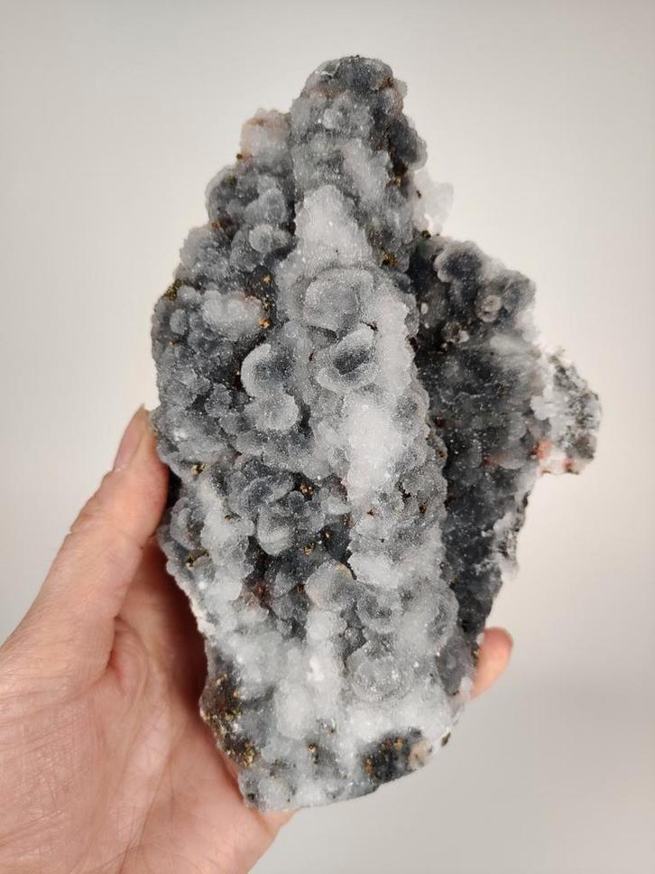 Druzy chalcedoon cluster Bulgarije, Verzamelen, Mineralen en Fossielen, Ophalen of Verzenden