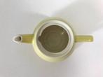 Pastelgeel theepotje ongemerkt, Ophalen of Verzenden, Gebruikt