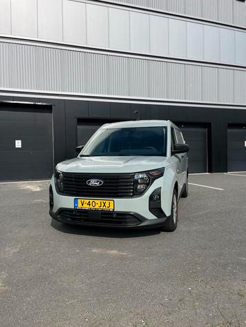 Ford Transit Courier 1.0 Ecoboost 125pk Aut 2024 Grijs beschikbaar voor biedingen