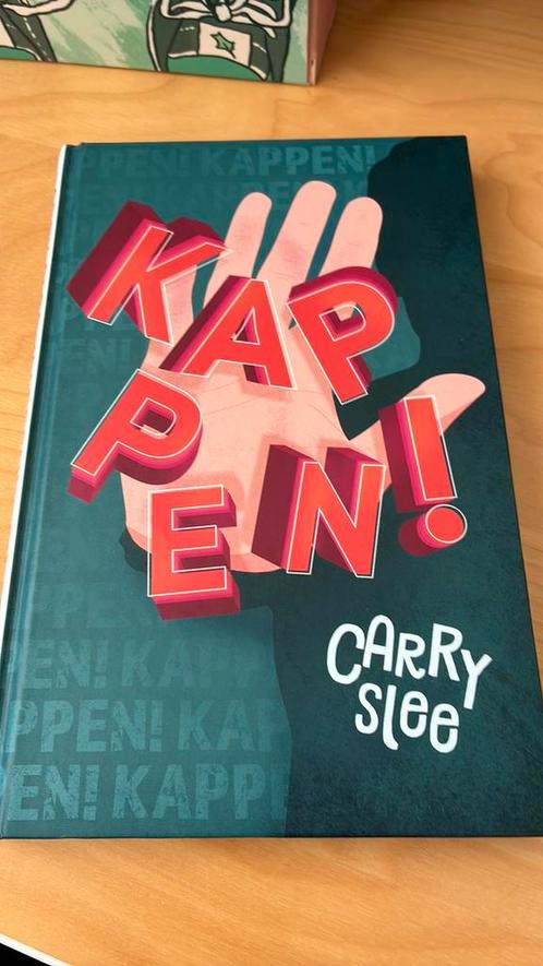 Carry Slee - Kappen!, Boeken, Kinderboeken | Jeugd | 13 jaar en ouder, Zo goed als nieuw, Ophalen of Verzenden