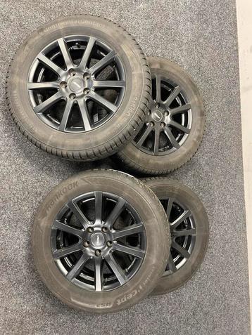 Skoda Karoq winterbanden beschikbaar voor biedingen