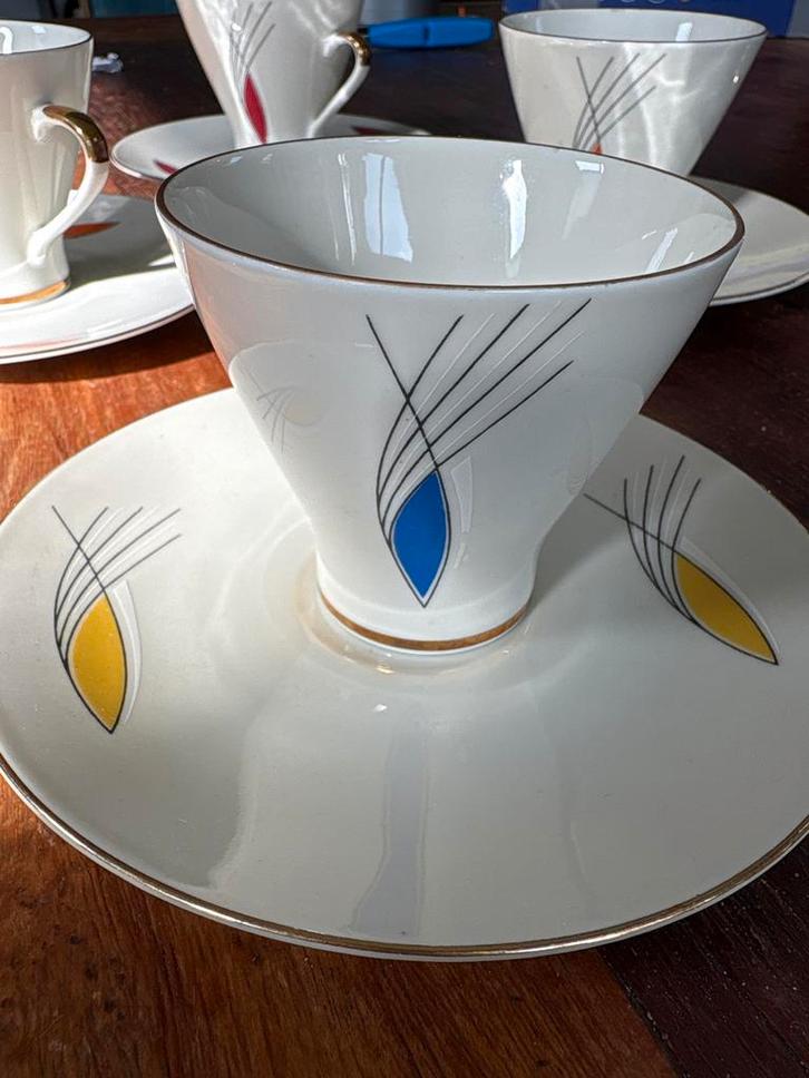 Bavaria Tirschenreuth kop en schotel set (4), Huis en Inrichting, Keuken | Servies, Zo goed als nieuw, Kop(pen) en/of Schotel(s)
