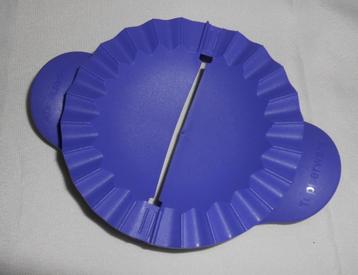 Tupperware Quickbite (crousty party) Ø 13cm Paars NIEUW beschikbaar voor biedingen