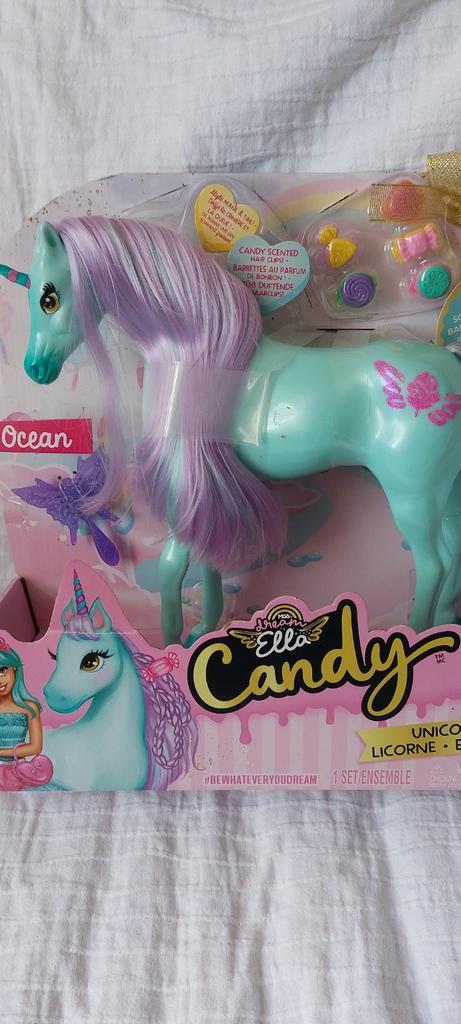 Eenhoorn barbie paard, Kinderen en Baby's, Speelgoed | My Little Pony, Zo goed als nieuw, Ophalen of Verzenden