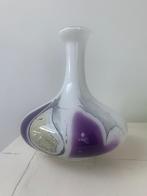 Vaas uit de Richartz art collection, Wit, Ophalen of Verzenden, Minder dan 50 cm, Glas