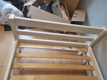Ikea wit bedframe 90x200 - afbeelding 2