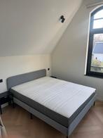 Bed frame, matras & 2 nachtkastjes van Ikea, Huis en Inrichting, Slaapkamer | Bedden, Ophalen, Gebruikt, Tweepersoons, 200 cm