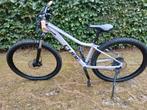 Paarse/roze Cube Mountainbike, Hardtail, 45 tot 49 cm, Zo goed als nieuw, Dames