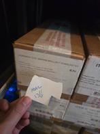 Brilliant stars booster box case, Hobby en Vrije tijd, Verzamelkaartspellen | Pokémon, Ophalen of Verzenden, Zo goed als nieuw