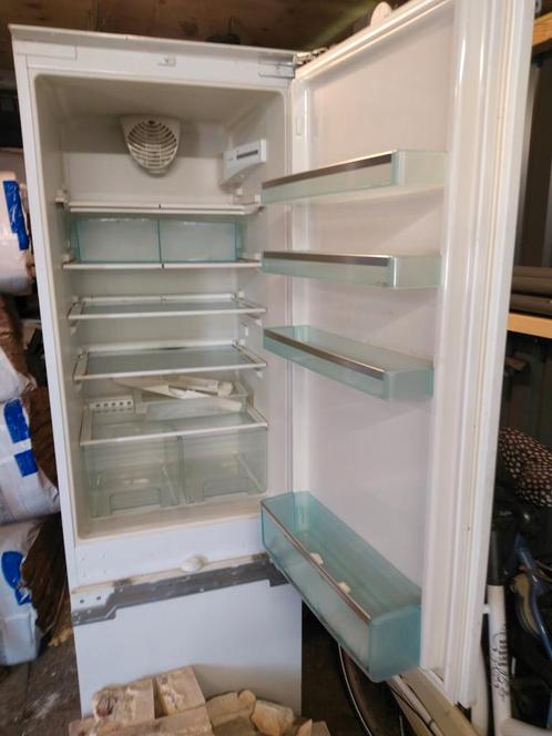 SIEMENS inbouwkoelvriescombi netto 260ltr, bruto 271ltr 120W, Witgoed en Apparatuur, Koelkasten en IJskasten, Zo goed als nieuw