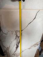 Marmerlook tegels Douglas & Jones – glans, reststukken, Doe-het-zelf en Verbouw, Tegels, Ophalen, 60 cm of meer, Zo goed als nieuw