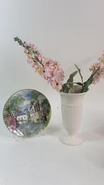 Vintage bord Royal Doulton, Secret London, The Mews. 5A8, Bord(en), Overige stijlen, Gebruikt, Ophalen of Verzenden