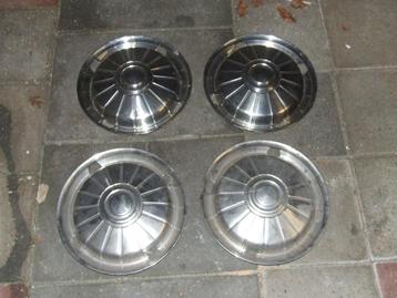 Wieldoppen van een Rover 2000TC 1972 beschikbaar voor biedingen