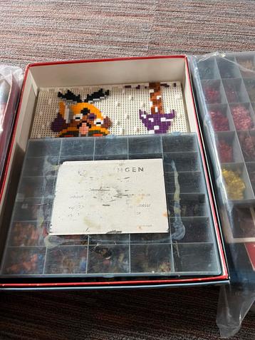 Grote verzameling Ministeck met boekjes beschikbaar voor biedingen