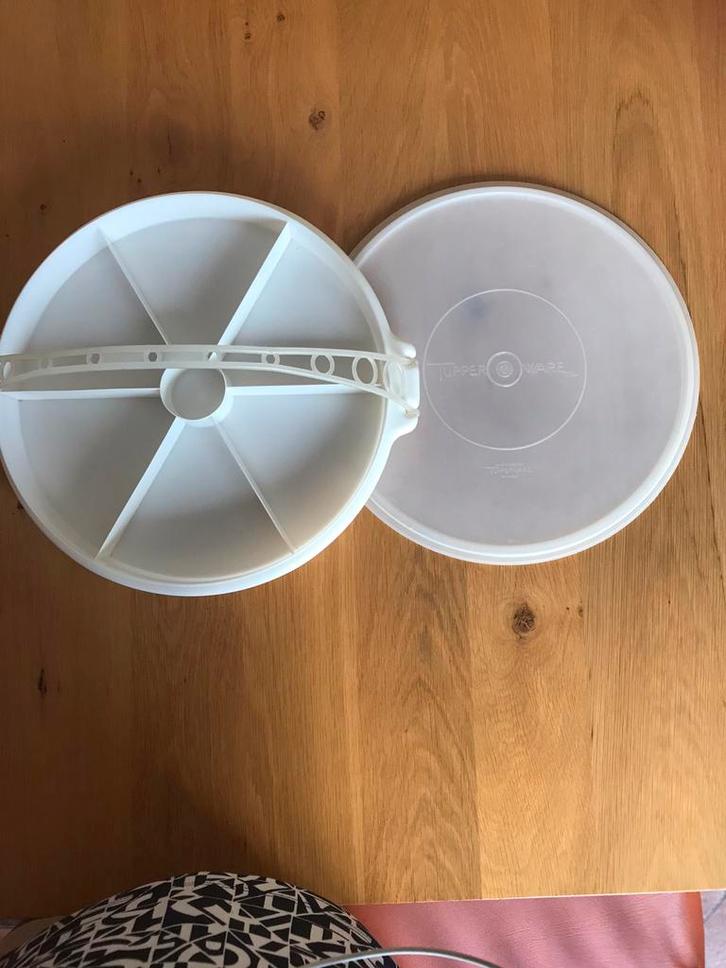 Vintage snackschaal / partyschaal Tupperware, Huis en Inrichting, Keuken | Tupperware, Zo goed als nieuw, Overige typen, Ophalen of Verzenden
