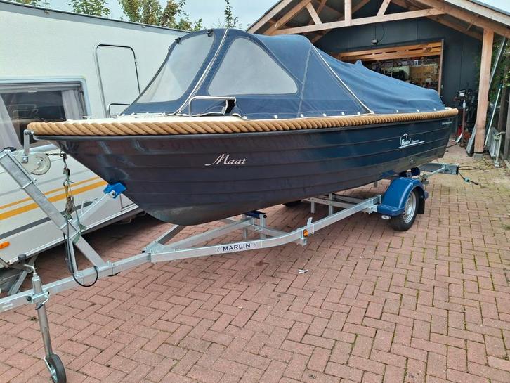 Garda 500 elegance met 9,9pk yamaha 4takt, Watersport en Boten, Sloepen, Gebruikt, Tot 10 pk, 3 tot 6 meter, Buitenboordmotor