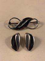 Zilveren set, broche en oorclips, Ophalen of Verzenden, Zilver