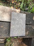 Gratis 20x30 antraciet tegels, Ophalen, Zo goed als nieuw, 10 m² of meer, Beton