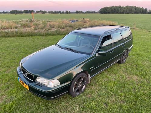 Volvo V70 2.4 170PK AUT 2000 Groen, Auto's, Volvo, Particulier, V70, Benzine, Stationwagon, Automaat, Origineel Nederlands, Groen