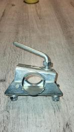 Neuswielhouder voor caravan of aanhanger., Ophalen, Nieuw