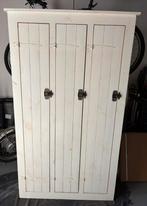Woood kast 3-deurs, Huis en Inrichting, Kasten | Kledingkasten, Ophalen, Met deur(en), 100 tot 150 cm, Zo goed als nieuw