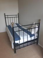 Bed 200x90. Lijkt staal maar is lichtgewicht., Antiek en Kunst, Ophalen of Verzenden