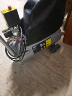Ferm Compressor 25 Liter - Goed Onderhouden, Doe-het-zelf en Verbouw, Compressors, Gebruikt, 6 tot 10 bar, Ophalen of Verzenden