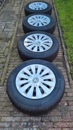 Winterwielen VW Golf 7, 15 inch, Banden en Velgen, Gebruikt, Winterbanden