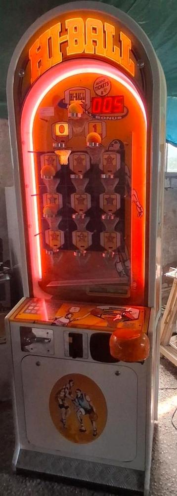 Arcade machine Cromptons Hi-Ball | Basketbal ticket game beschikbaar voor biedingen