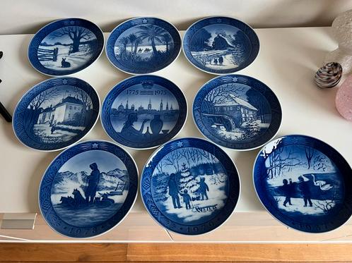 Collectors Item Royal Copenhagen Jule Kerstbord Per Stuk 70s, Antiek en Kunst, Antiek | Wandborden en Tegels, Ophalen of Verzenden