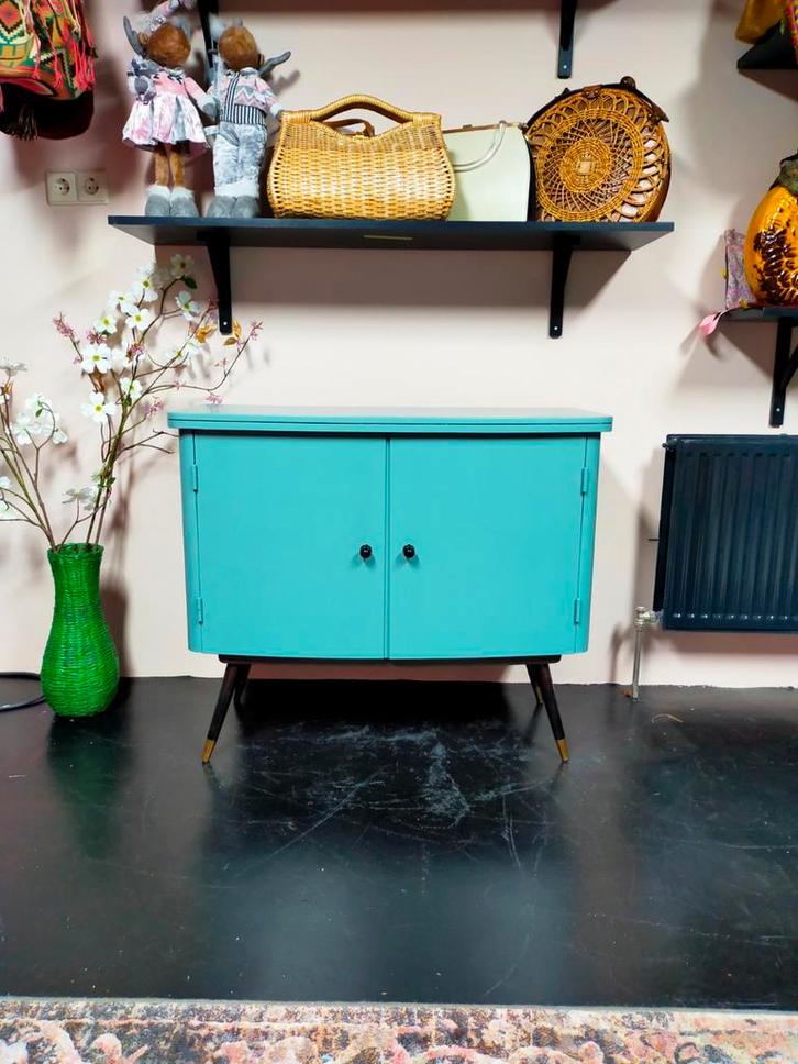 Retro Kast Eucalyptusgroen - Gerestaureerd, Antiek en Kunst, Antiek | Meubels | Kasten, Ophalen