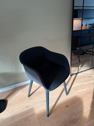 MUUTO Fiber Soft Armchairs beschikbaar voor biedingen