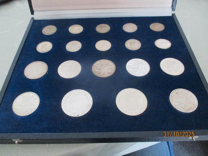 Juliana cassette, Postzegels en Munten, Munten | Nederland, Setje, 2½ gulden, Koningin Juliana, Zilver, Ophalen of Verzenden