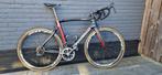 Zeer nette Pinarello dogma F8 , met Di2, Fietsen en Brommers, Fietsen | Racefietsen, Carbon, Zo goed als nieuw, Meer dan 20 versnellingen