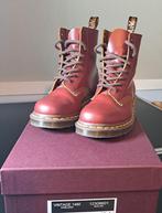 Doc Martens 37 Made in England, Kleding | Dames, Schoenen, Lage of Enkellaarzen, Ophalen of Verzenden, Rood, Dr. Martens