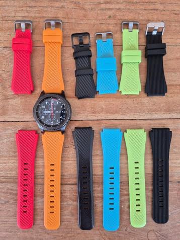 Smartwatch Samsung S3 Gear Frontier beschikbaar voor biedingen