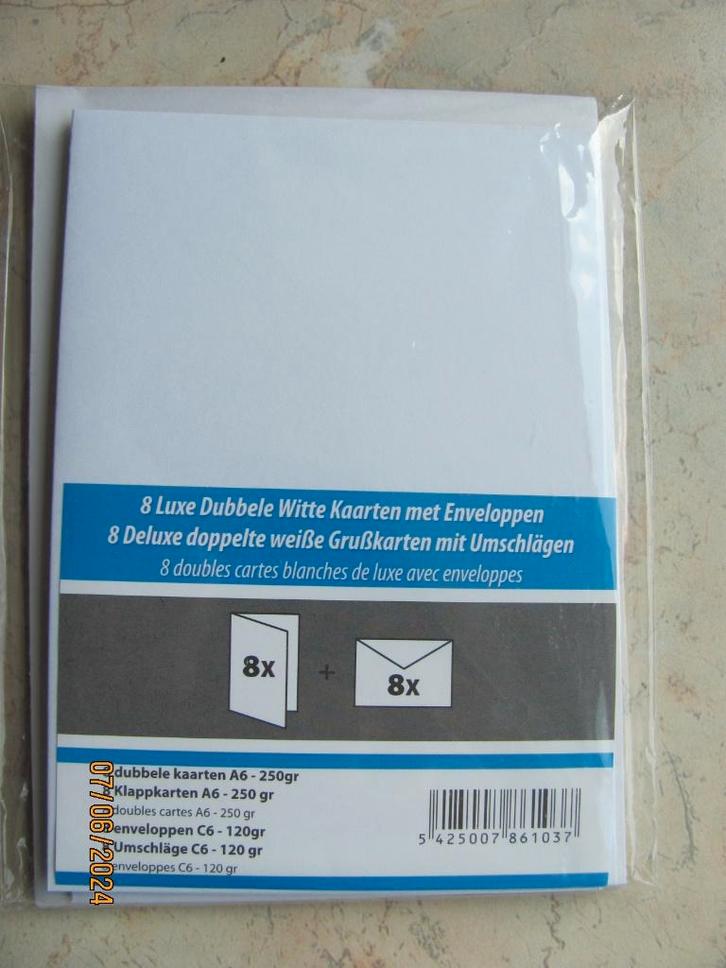 NIEUW set witte KAARTEN dubbel ENVELOP C6 rechthoekig papier, Diversen, Papierwaren, Zo goed als nieuw, Ophalen of Verzenden