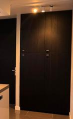 Plafondhoge keukenkast, zwart hout, Huis en Inrichting, Keuken | Keukenelementen, Ophalen, Zo goed als nieuw