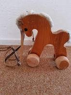 Paardje op wielen hout, Ophalen of Verzenden
