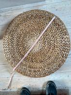 IKEA Poef van Riet/Rotan, Riet of Rotan, Ophalen of Verzenden, Zo goed als nieuw, 50 tot 75 cm