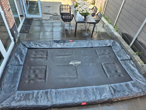 Berg Ultim Favorit InGround trampoline, Kinderen en Baby's, Speelgoed | Buiten | Trampolines, Zo goed als nieuw, Ophalen