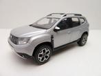 Dacia Duster   '' Norev '', Hobby en Vrije tijd, Modelauto's | 1:43, Ophalen of Verzenden, Zo goed als nieuw, Auto, Norev