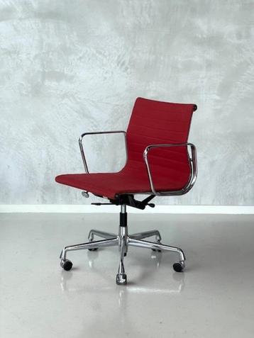 Vitra EA117 burostoel Eames hopsak desk chair bureaustoel  beschikbaar voor biedingen