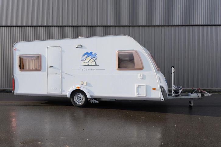 Knaus Südwind 500, Topstaat, Mover, Voortent, Fietsenrek, Caravans en Kamperen, Caravans, Bedrijf, tot en met 4, Rondzit, Knaus