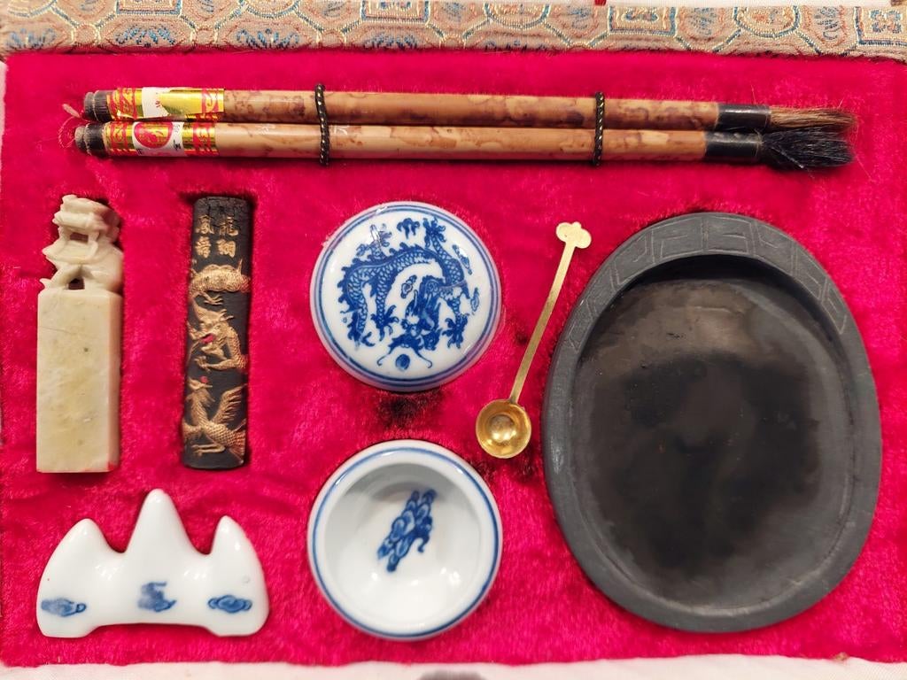 Vintage Chinees / Japans kalligrafie set in doos, Ophalen of Verzenden, Zo goed als nieuw, Overige typen